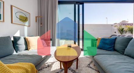 СРЕДИЗЕМНОМОРСКАЯ ВИЛЛА В ГОРОДСКОЙ ЗОНЕ НЕДАЛЕКО ОТ МОРЯ