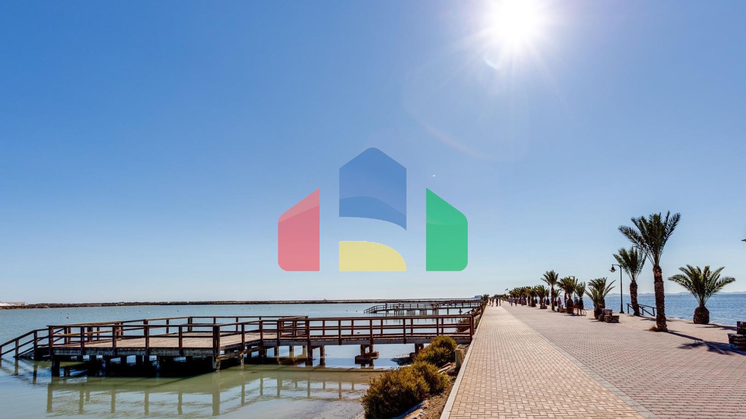 СРЕДИЗЕМНОМОРСКАЯ ВИЛЛА В ГОРОДСКОЙ ЗОНЕ НЕДАЛЕКО ОТ МОРЯ