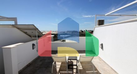 Современные таунхаусы и двухквартирные дома в Пилар-де-ла-Орадада