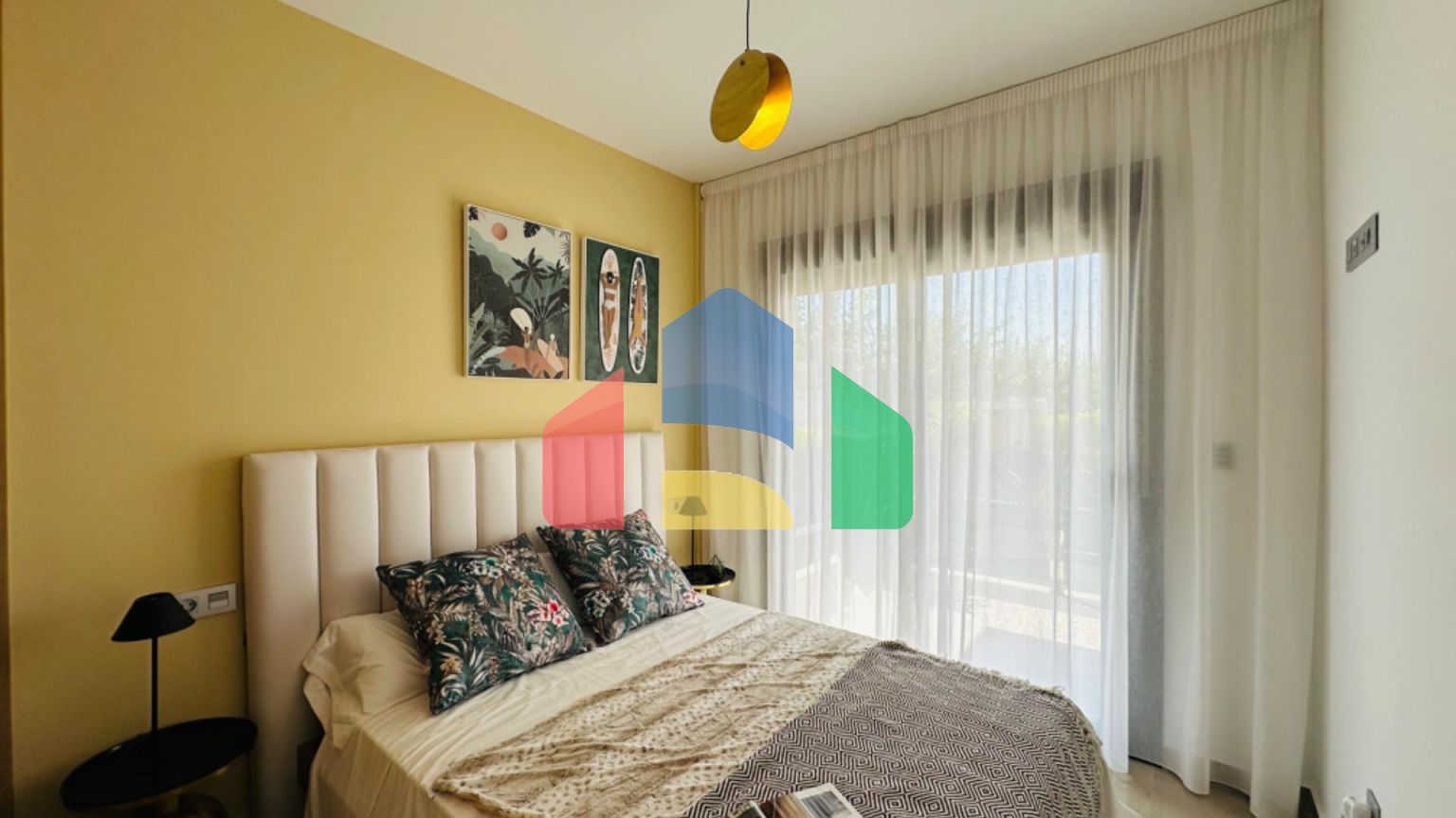 Комплекс из 34 бунгало в Пилар де ла Орадада