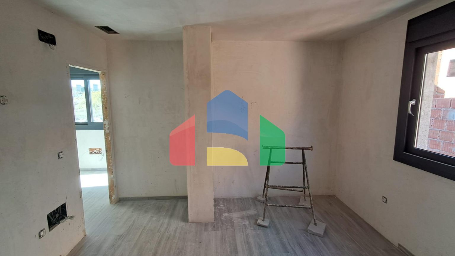 ВИЛЛА НОВОЙ ПОСТРОЙКИ В ПИЛАР-ДЕ-ЛА-ОРАДАДА