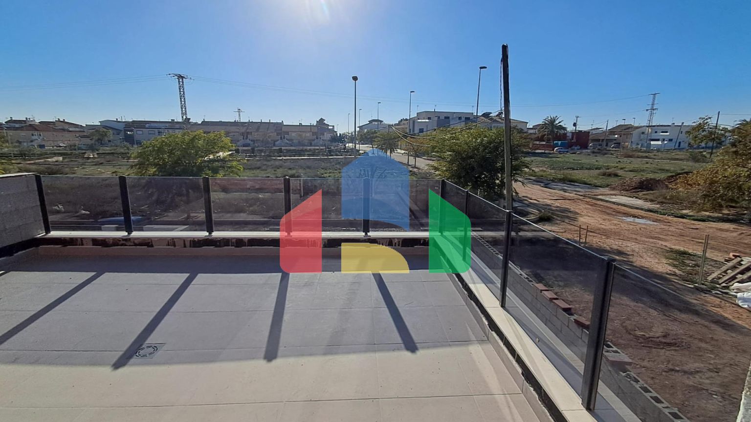 ВИЛЛА НОВОЙ ПОСТРОЙКИ В ПИЛАР-ДЕ-ЛА-ОРАДАДА