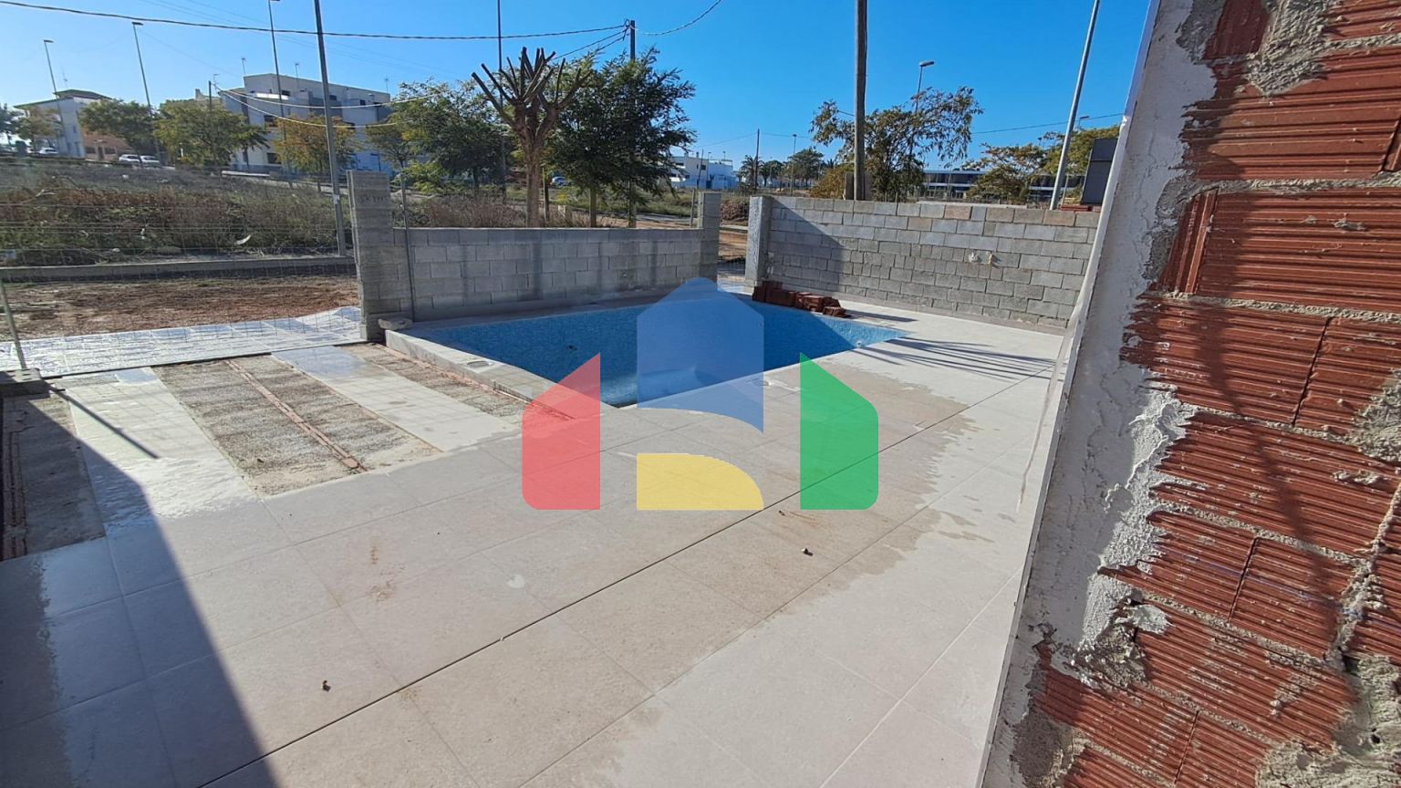 ВИЛЛА НОВОЙ ПОСТРОЙКИ В ПИЛАР-ДЕ-ЛА-ОРАДАДА