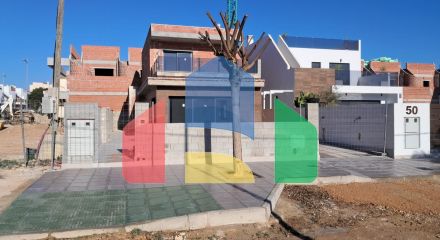 ВИЛЛА НОВОЙ ПОСТРОЙКИ В ПИЛАР-ДЕ-ЛА-ОРАДАДА