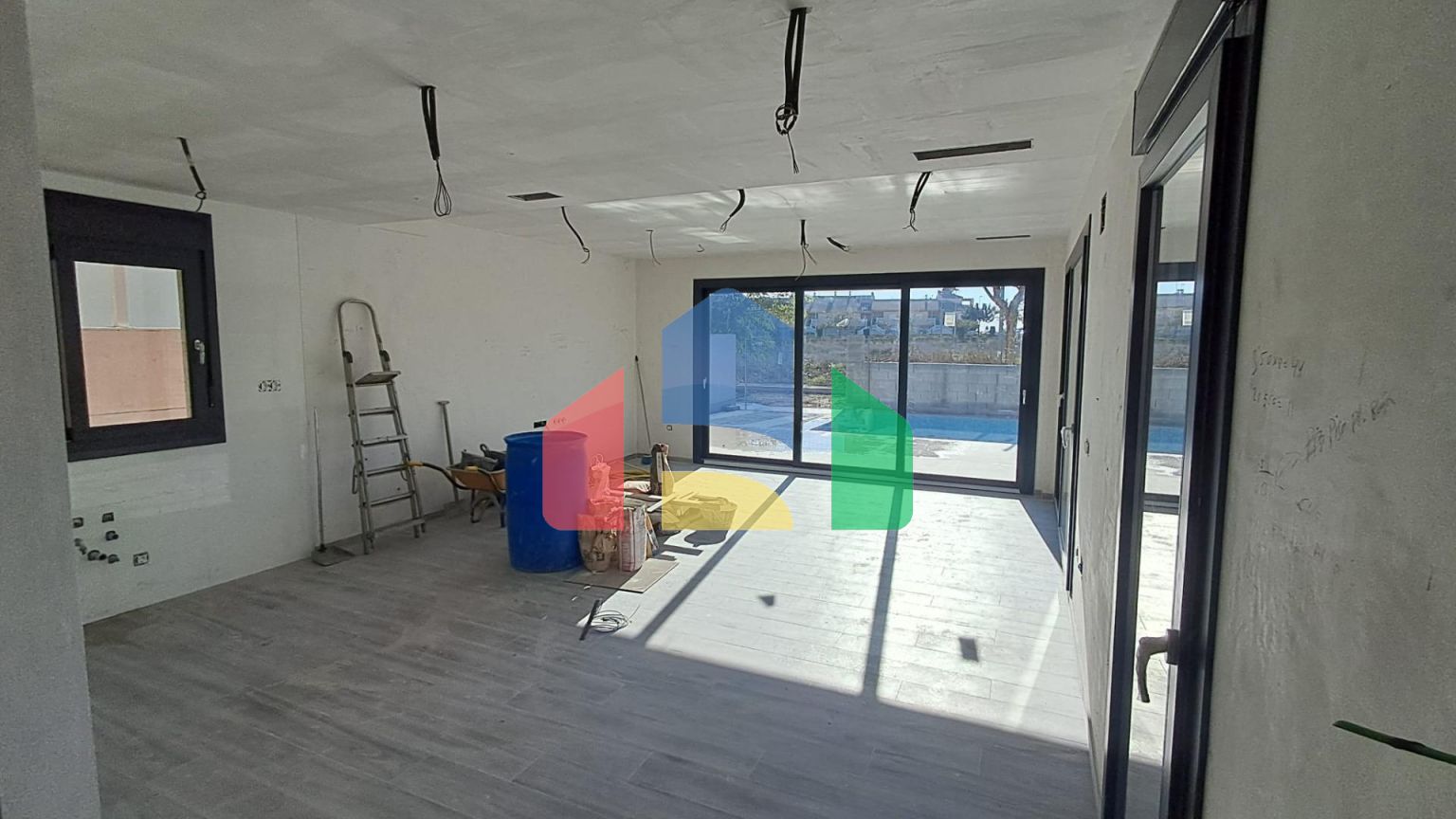 ВИЛЛА НОВОЙ ПОСТРОЙКИ В ПИЛАР-ДЕ-ЛА-ОРАДАДА