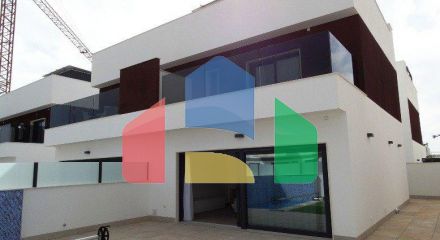 НОВОЕ СТРОИТЕЛЬСТВО 4 ВИЛЛ В ПИЛАР-ДЕ-ЛА-ОРАДАДА
