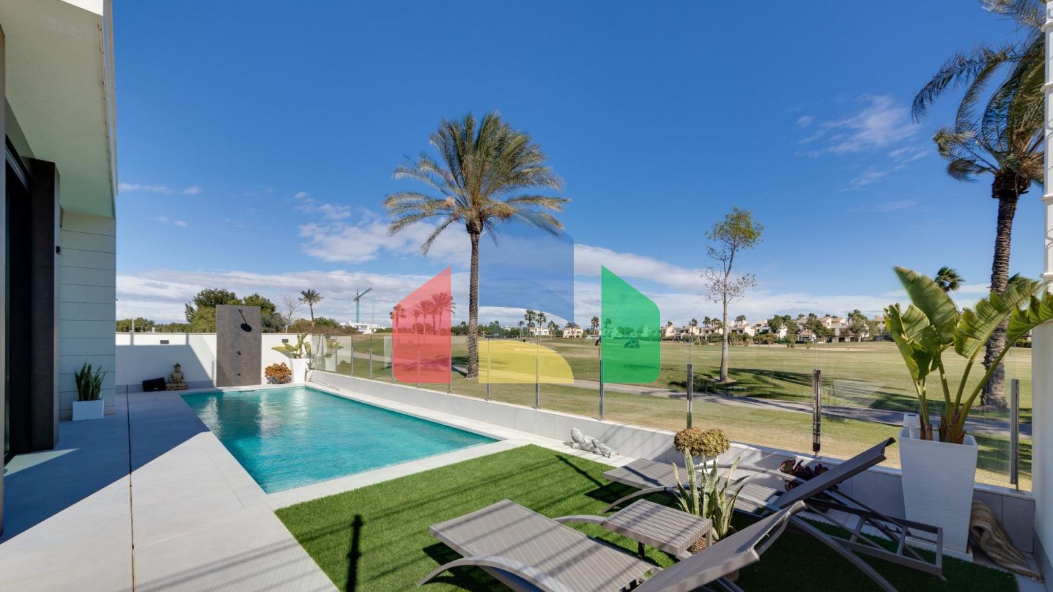 НОВЫЕ ВИЛЛЫ В ПИЛАР-ДЕ-ЛА-ОРАДАДА НА ПОЛЕ ДЛЯ ГОЛЬФА