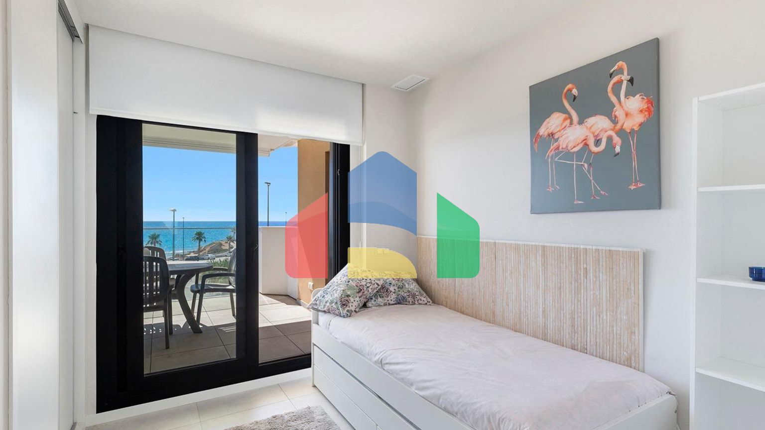 АПАРТАМЕНТЫ С ВИДОМ НА МОРЕ В MIL PALMERAS! 2 СПАЛЬНИ. 2 ВАННЫЕ КОМНАТЫ. ГАРАЖ+КЛАДОВКА.