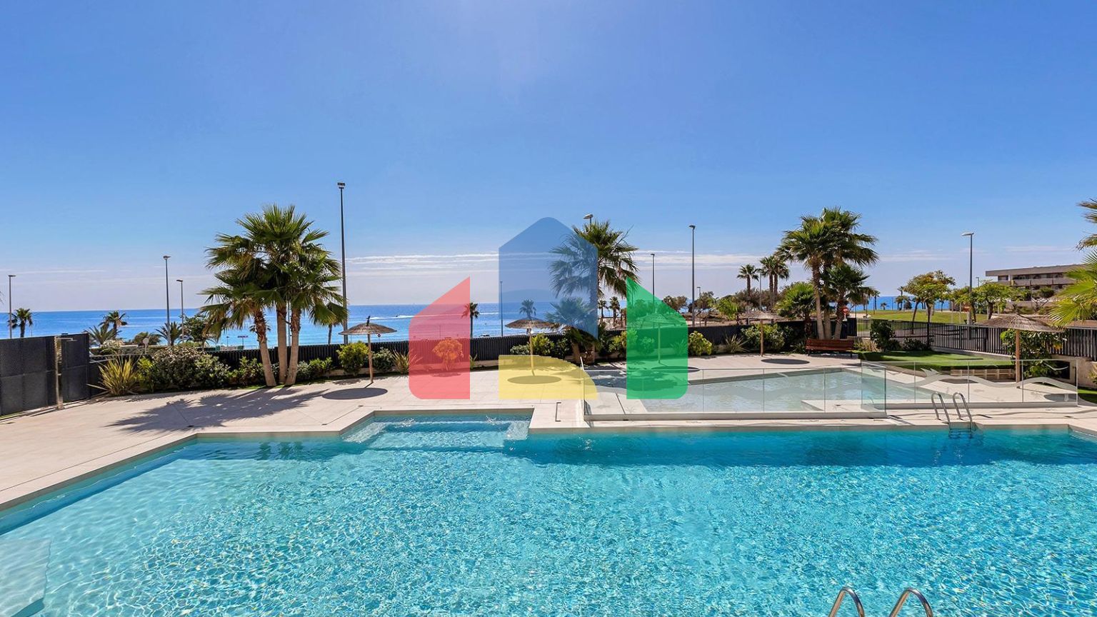 АПАРТАМЕНТЫ С ВИДОМ НА МОРЕ В MIL PALMERAS! 2 СПАЛЬНИ. 2 ВАННЫЕ КОМНАТЫ. ГАРАЖ+КЛАДОВКА.