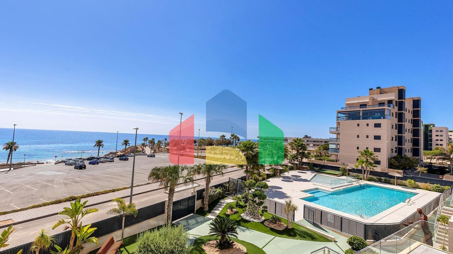 АПАРТАМЕНТЫ С ВИДОМ НА МОРЕ В MIL PALMERAS! 2 СПАЛЬНИ. 2 ВАННЫЕ КОМНАТЫ. ГАРАЖ+КЛАДОВКА.