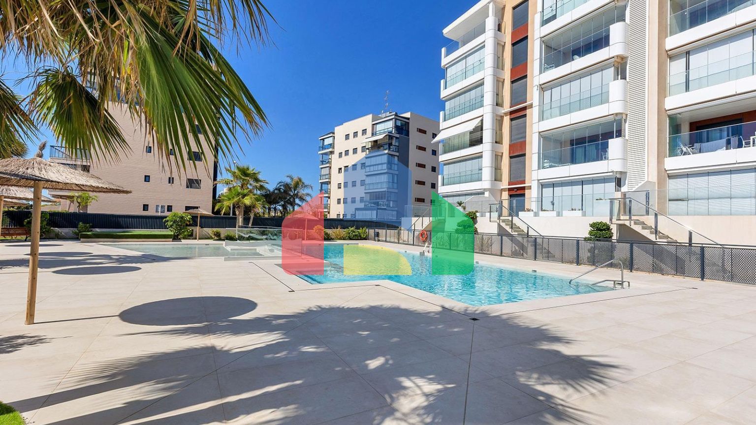 АПАРТАМЕНТЫ С ВИДОМ НА МОРЕ В MIL PALMERAS! 2 СПАЛЬНИ. 2 ВАННЫЕ КОМНАТЫ. ГАРАЖ+КЛАДОВКА.