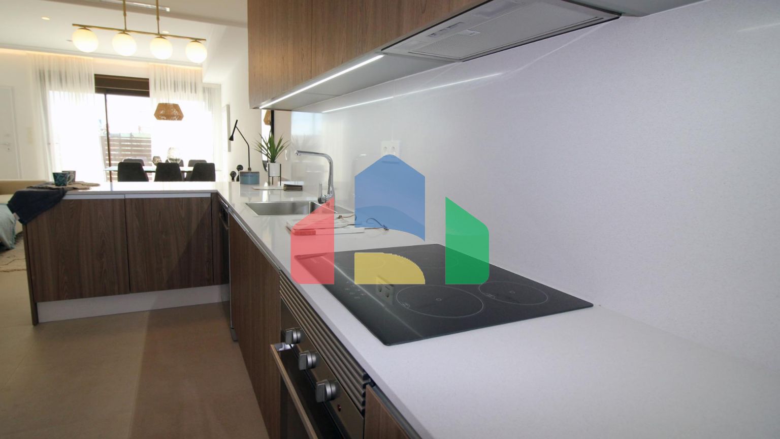 Современные таунхаусы и двухквартирные дома в Пилар-де-ла-Орадада