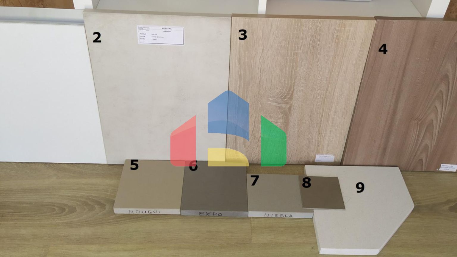 Современные таунхаусы и двухквартирные дома в Пилар-де-ла-Орадада