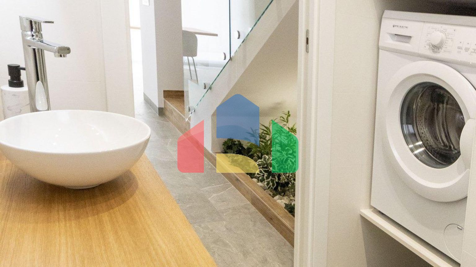 НОВЫЕ ВИЛЛЫ В ПИЛАР-ДЕ-ЛА-ОРАДАДА НА ПОЛЕ ДЛЯ ГОЛЬФА