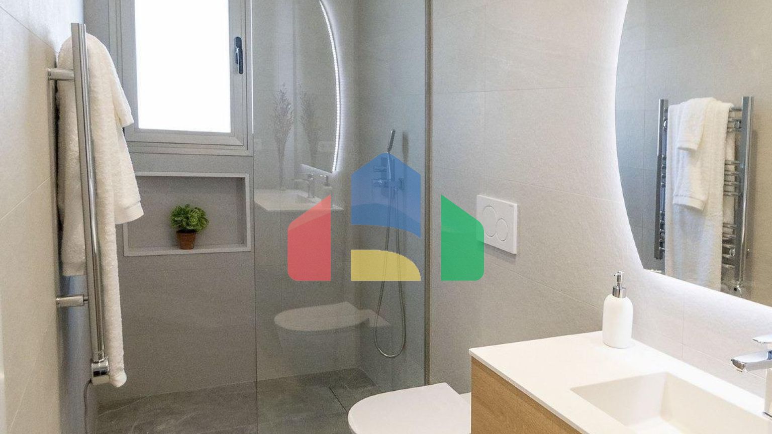 НОВЫЕ ВИЛЛЫ В ПИЛАР-ДЕ-ЛА-ОРАДАДА НА ПОЛЕ ДЛЯ ГОЛЬФА