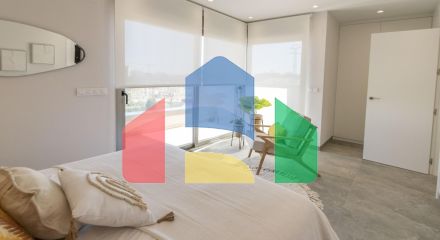 НОВЫЕ ВИЛЛЫ В ПИЛАР-ДЕ-ЛА-ОРАДАДА НА ПОЛЕ ДЛЯ ГОЛЬФА