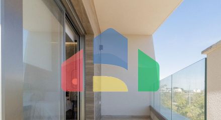 НОВЫЕ ВИЛЛЫ В ПИЛАР-ДЕ-ЛА-ОРАДАДА НА ПОЛЕ ДЛЯ ГОЛЬФА