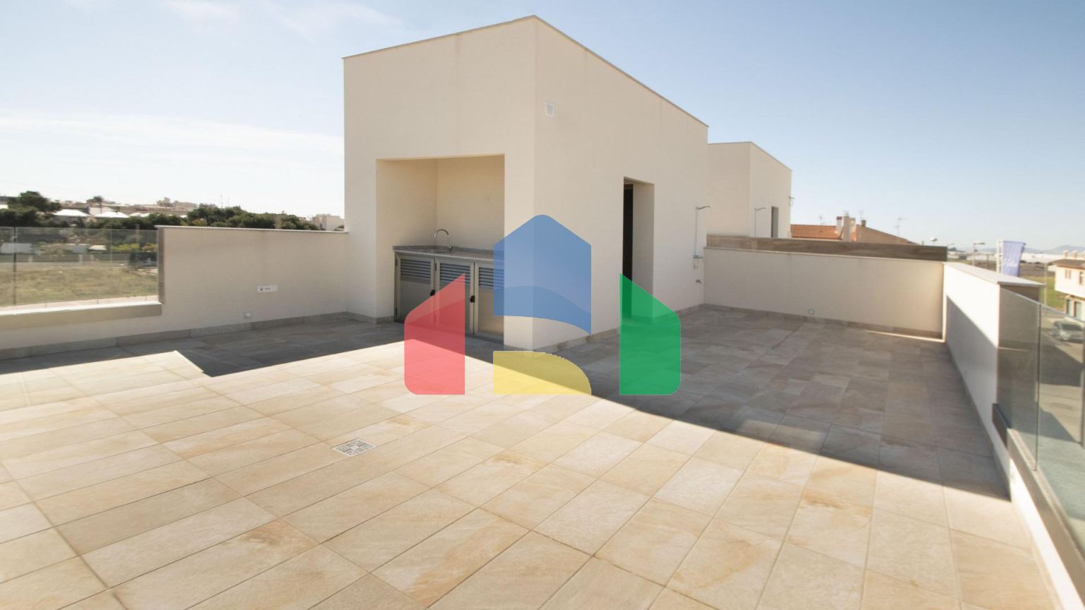 НОВЫЕ ВИЛЛЫ В ПИЛАР-ДЕ-ЛА-ОРАДАДА НА ПОЛЕ ДЛЯ ГОЛЬФА