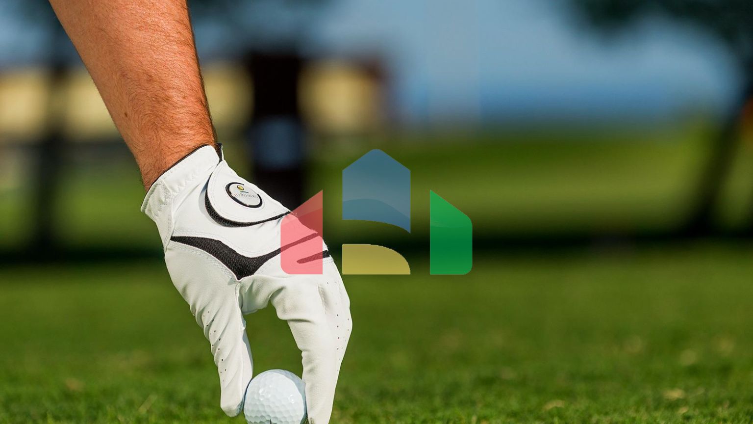 Новые виллы на первой линии гольф-курорта Ло Ромеро