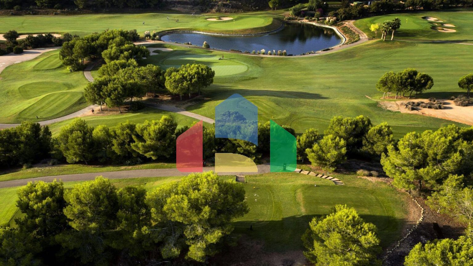 Новые виллы на первой линии гольф-курорта Ло Ромеро