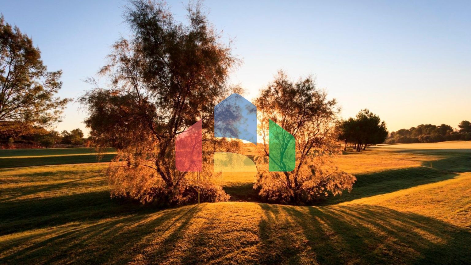 Новые виллы на первой линии гольф-курорта Ло Ромеро