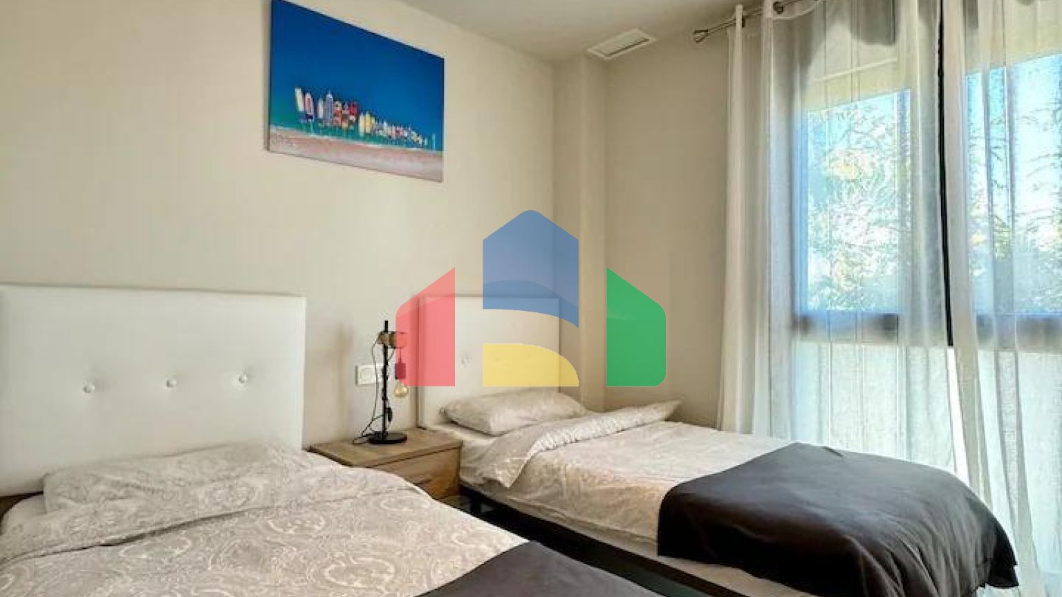 Современная квартира в Пилар-де-ла-Орадада