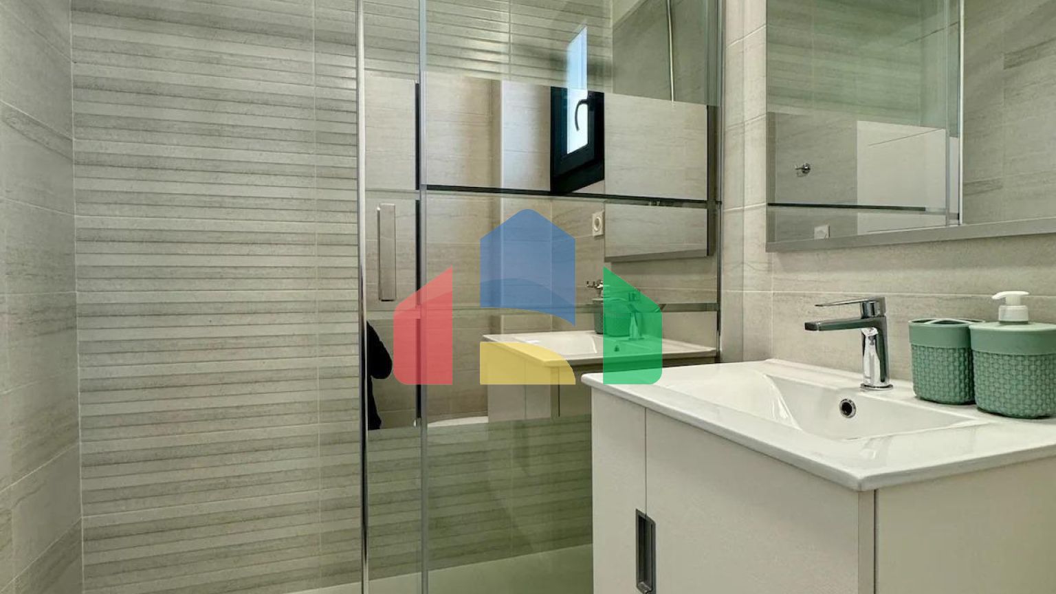 Современная квартира в Пилар-де-ла-Орадада