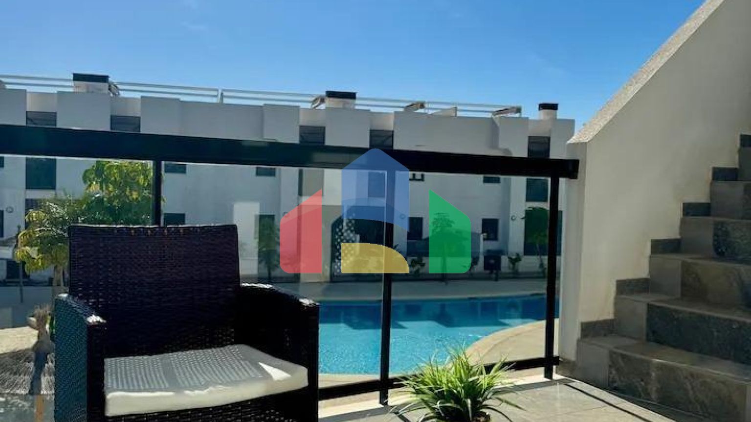 Современная квартира в Пилар-де-ла-Орадада