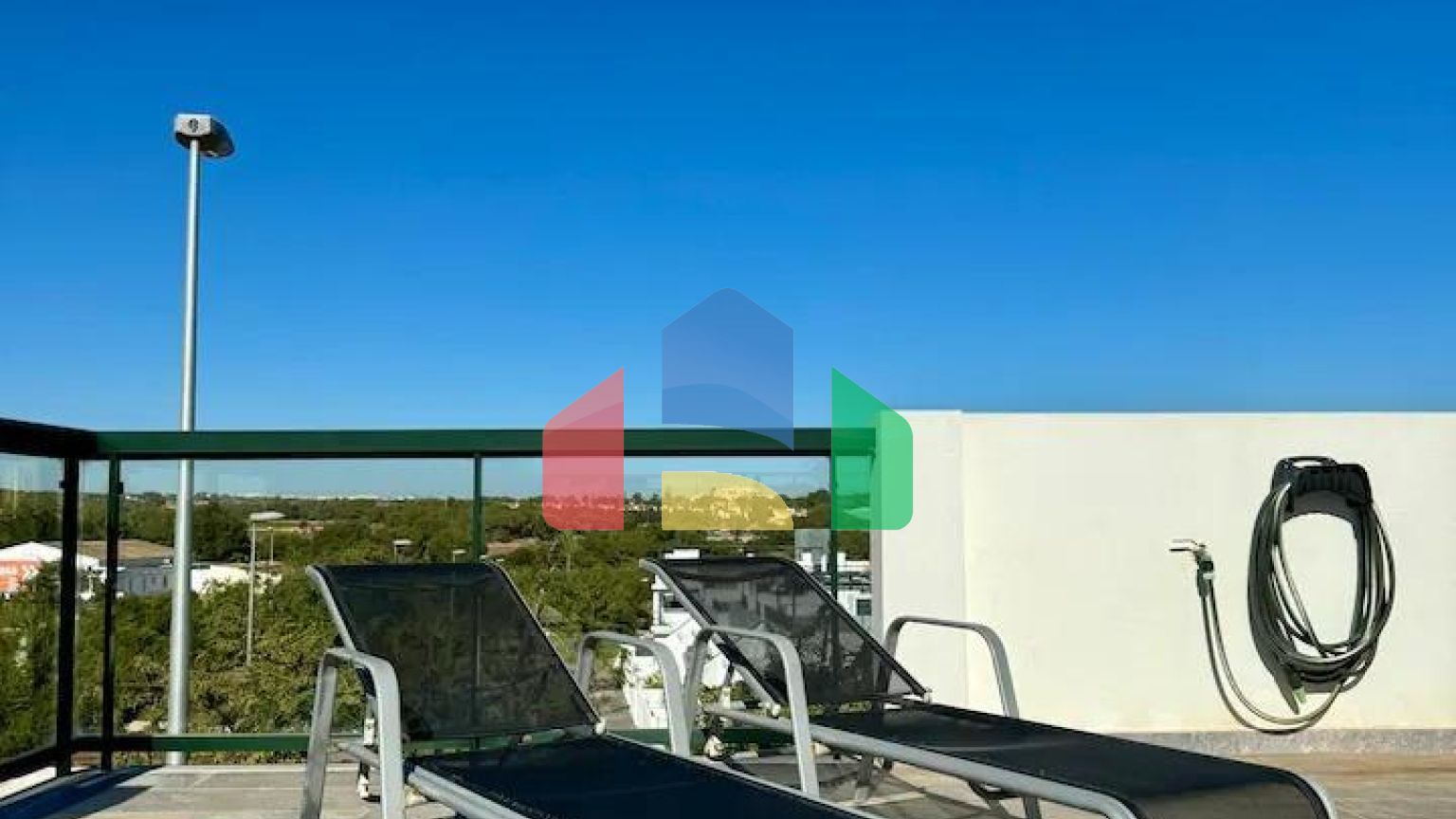 Современная квартира в Пилар-де-ла-Орадада