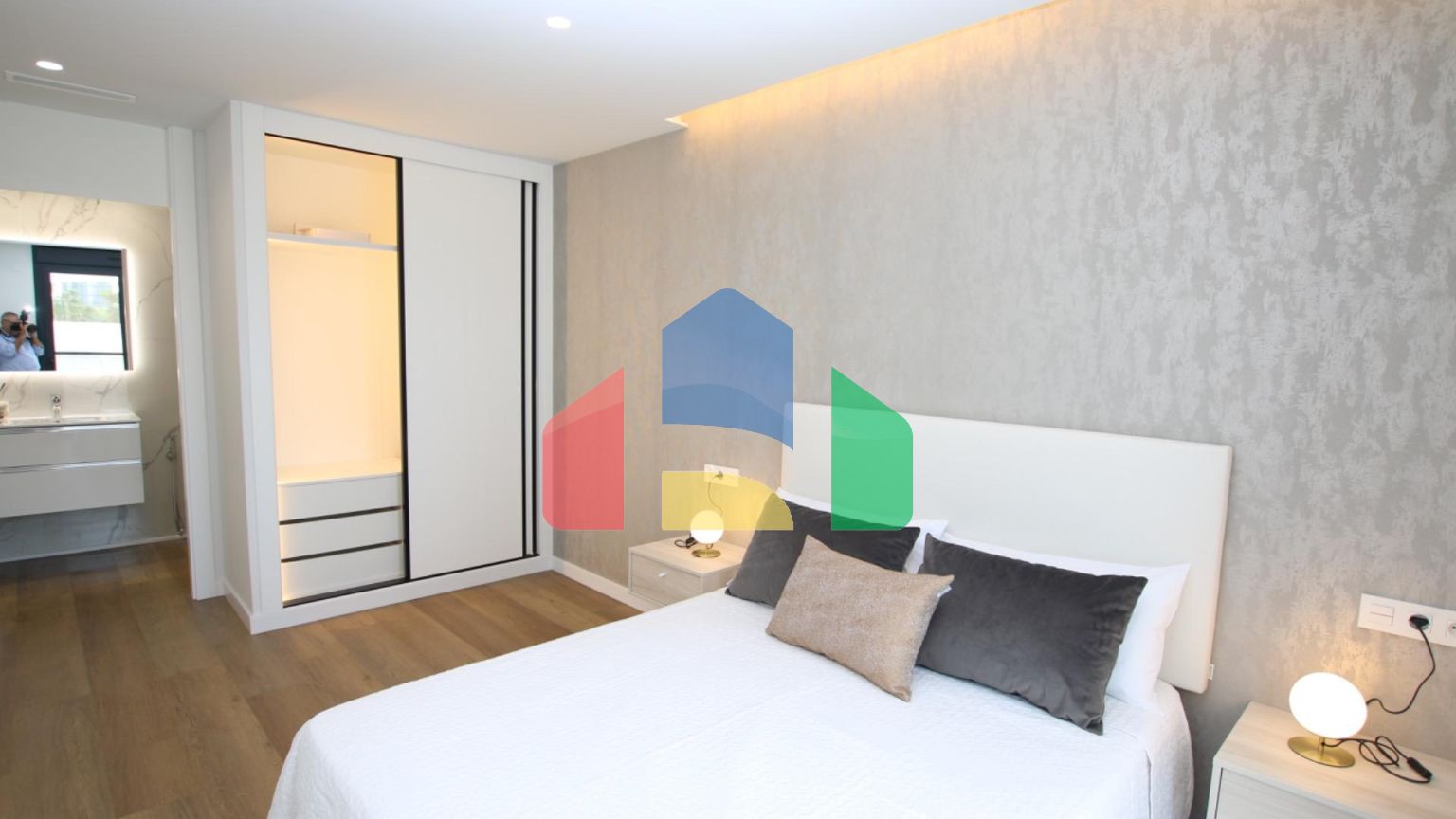 Комплекс из 15 вилл в Пилар де ла Орадада