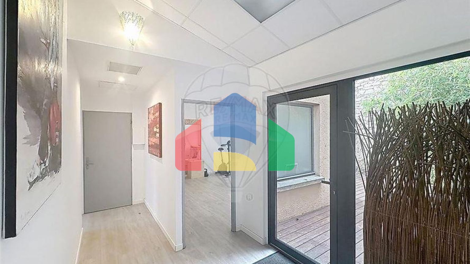 Residential - Single Family Home - Nîmes, , Occitanie - FR