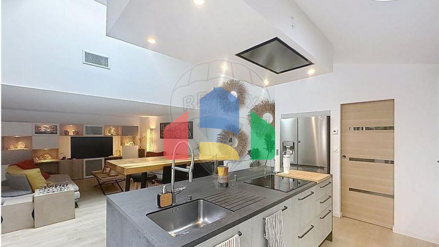 Residential - Single Family Home - Nîmes, , Occitanie - FR