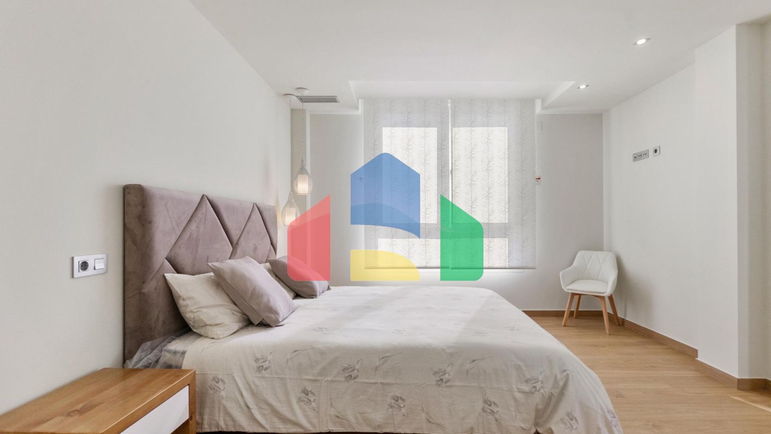 НОВЫЕ ВИЛЛЫ В РОХАЛЕСЕ