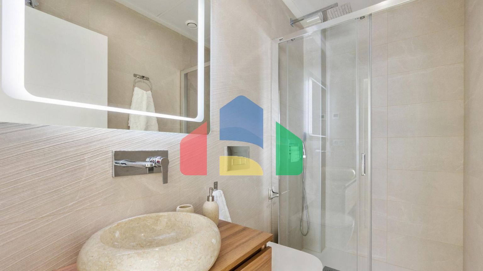 НОВЫЕ ВИЛЛЫ В РОХАЛЕСЕ