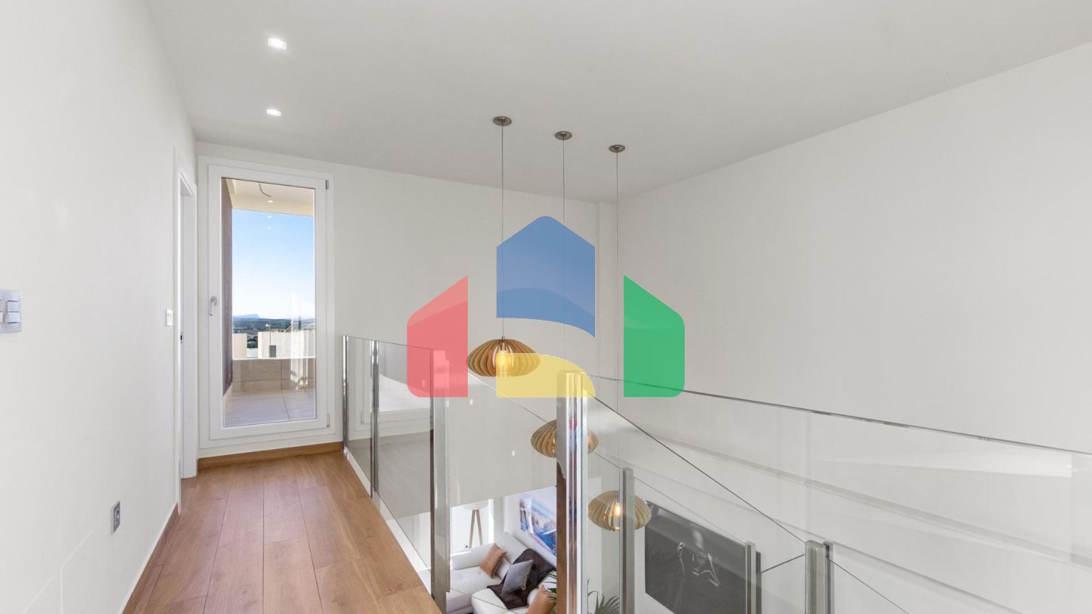 НОВЫЕ ВИЛЛЫ В РОХАЛЕСЕ