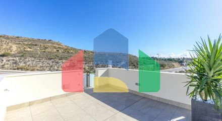 НОВЫЕ ВИЛЛЫ В РОХАЛЕСЕ