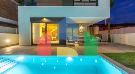 НОВЫЕ ВИЛЛЫ В РОХАЛЕСЕ