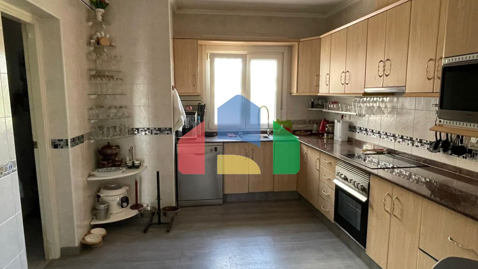 ВИЛЛА В CIUDAD QUESADA В СРЕДИЗЕМНОМОРСКОМ СТИЛЕ. 4 СПАЛЬНИ. 4 ВАННЫЕ КОМНАТЫ. С УЧАСТКОМ 700 М2. И ПЛОЩЯДЬЮ 233 М2. БАССЕЙН