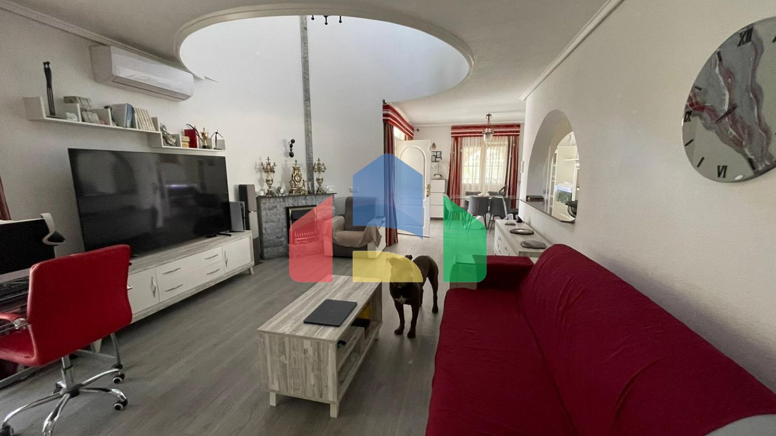 ВИЛЛА В CIUDAD QUESADA В СРЕДИЗЕМНОМОРСКОМ СТИЛЕ. 4 СПАЛЬНИ. 4 ВАННЫЕ КОМНАТЫ. С УЧАСТКОМ 700 М2. И ПЛОЩЯДЬЮ 233 М2. БАССЕЙН