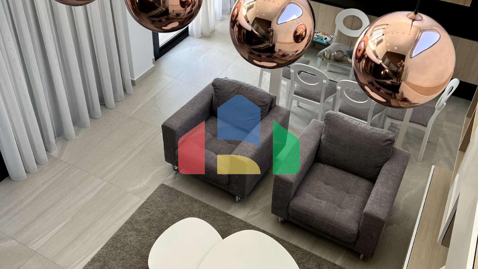 Эксклюзивные новые виллы в Сьюдад-Кесада — дизайн, комфорт и привилегированное расположение