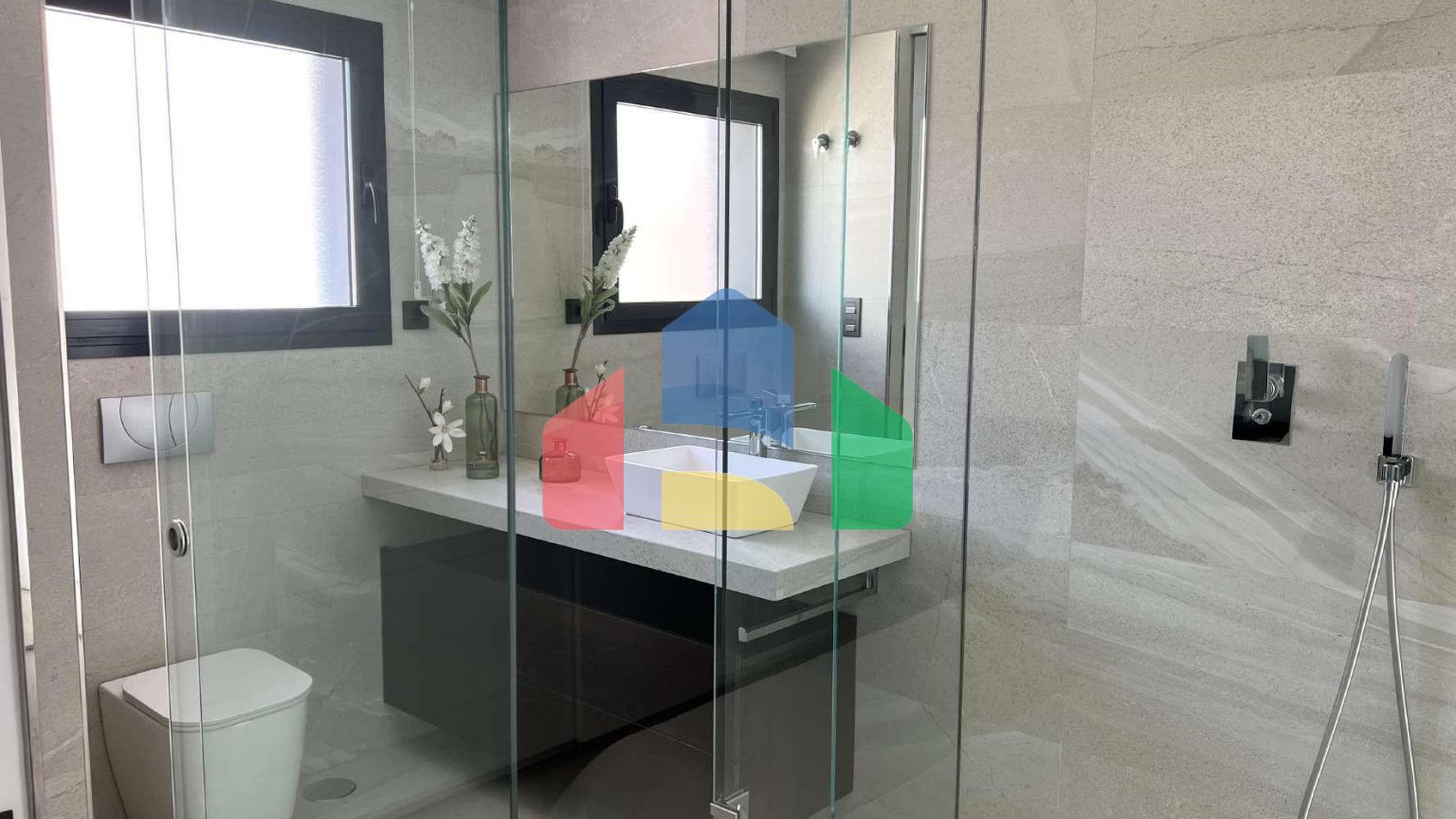 Эксклюзивные новые виллы в Сьюдад-Кесада — дизайн, комфорт и привилегированное расположение