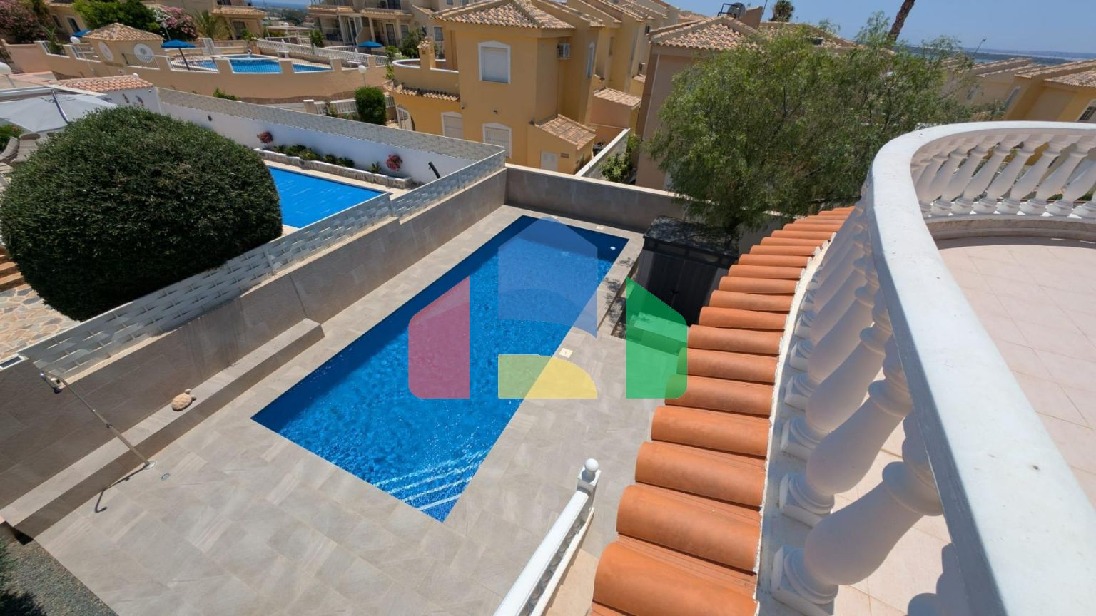 Дом в Рохалес ID B10985