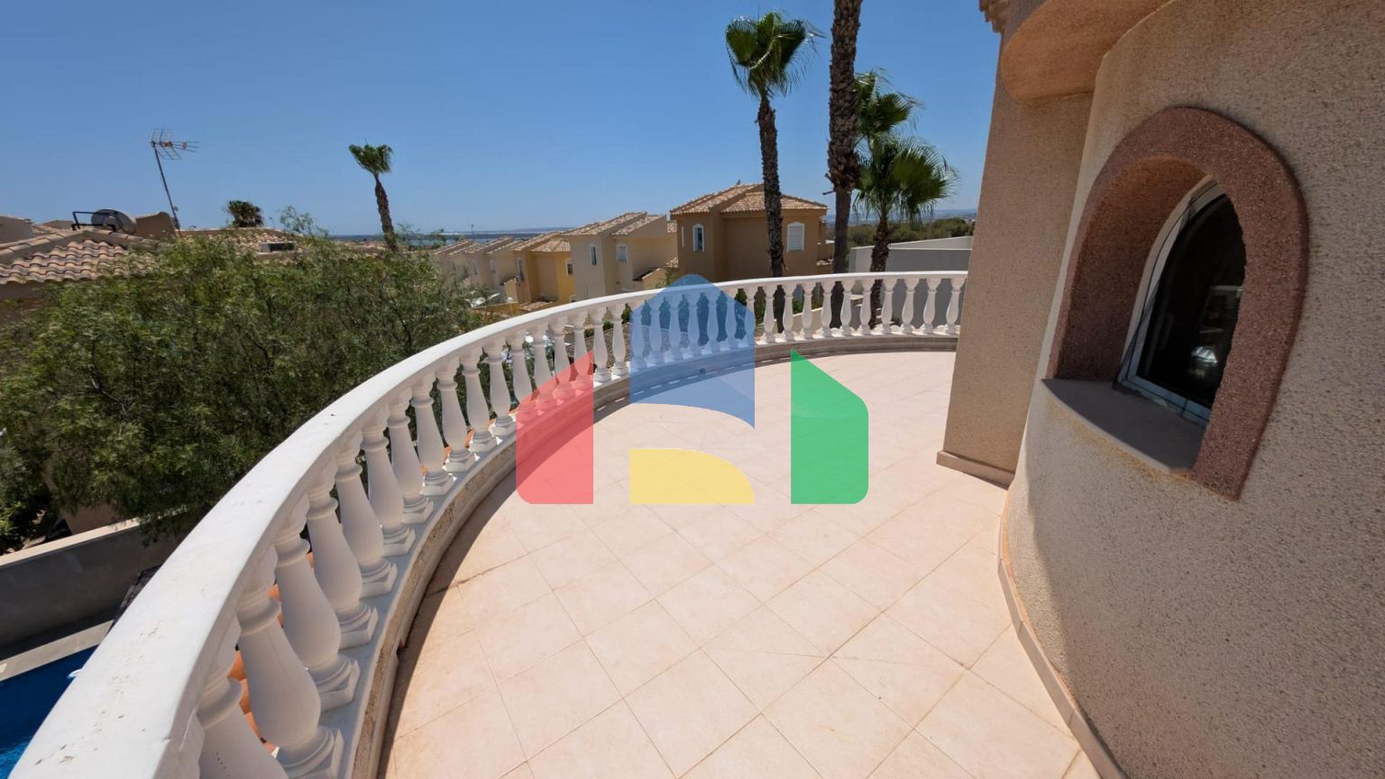 Дом в Рохалес ID B10985