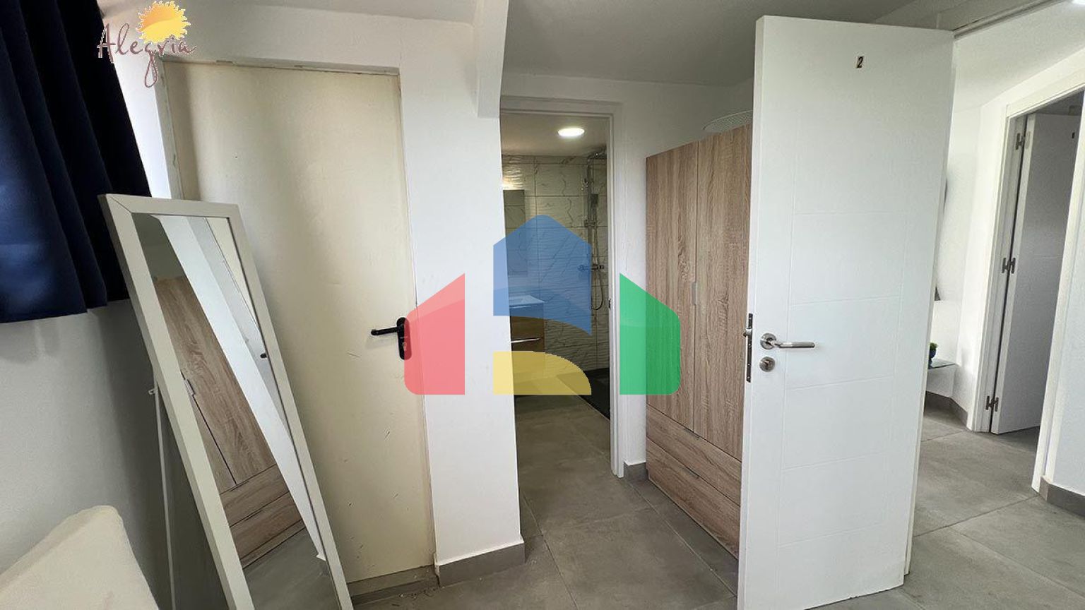 Прекрасный шале в Рохалесе: 8 спален, частный бассейн и двойная возможность