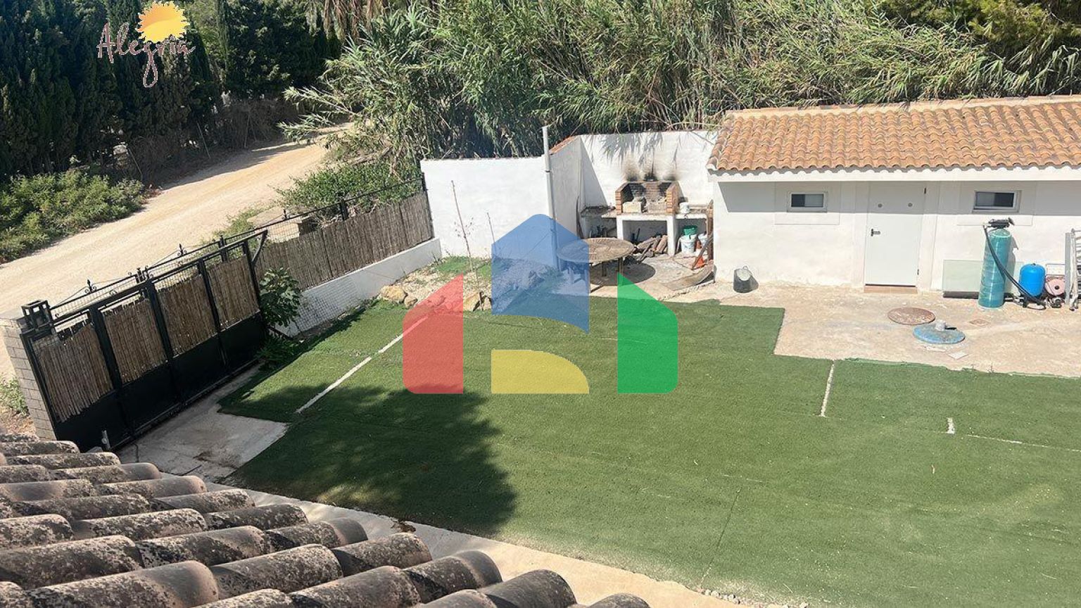 Прекрасный шале в Рохалесе: 8 спален, частный бассейн и двойная возможность