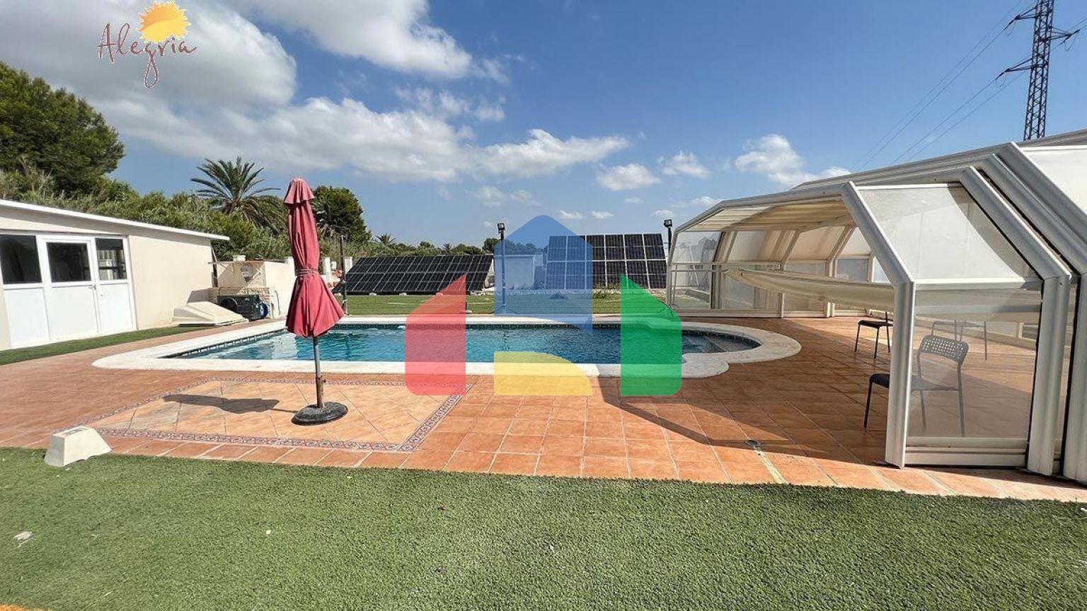 Прекрасный шале в Рохалесе: 8 спален, частный бассейн и двойная возможность