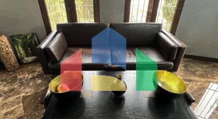 Современная роскошная вилла с элементами винтажного стиля в Сьюдад Кесада. Современная роскошная вилла с элементами винтажного стиля в Сьюдад Кесада.