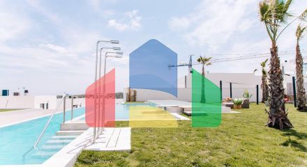 РОСКОШНАЯ И ДИЗАЙНЕРСКАЯ КВАРТИРА РЯДОМ С ПОЛЕМ ДЛЯ ГОЛЬФА