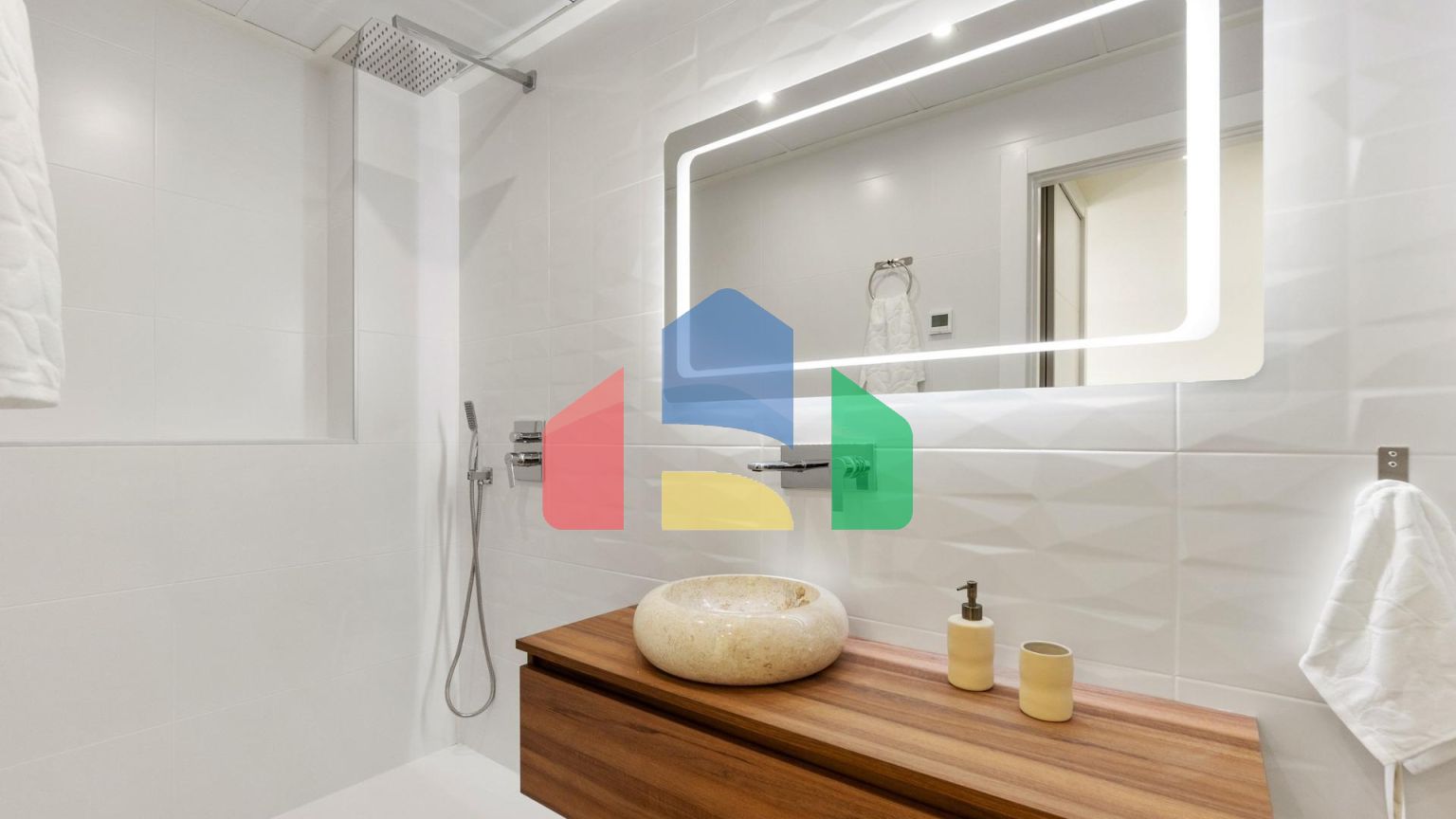 НОВЫЕ ВИЛЛЫ В РОХАЛЕСЕ