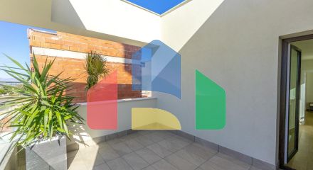 НОВЫЕ ВИЛЛЫ В РОХАЛЕСЕ